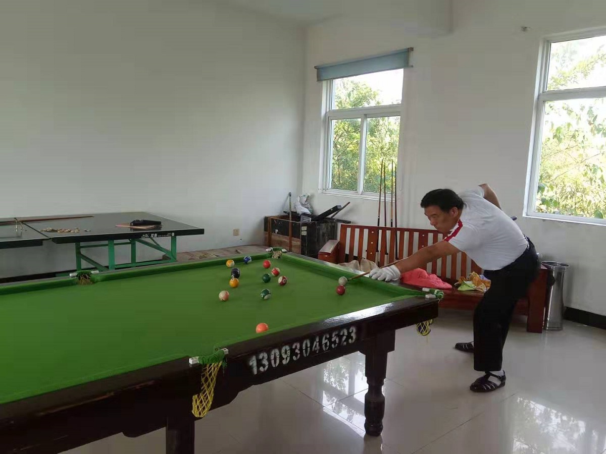 1570869482294184.jpg 臺(tái)球 (9).jpg